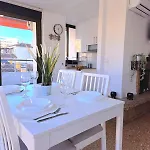 Nogalera Rainbow 2-bedroom Apartment, Pool And Parking By Namaste Elite Torremolinos