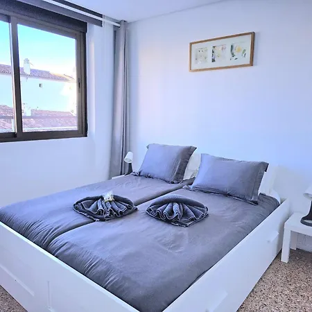 Appartamento Nogalera Rainbow 2-bedroom Apartment, Pool And Parking By Namaste Elite *