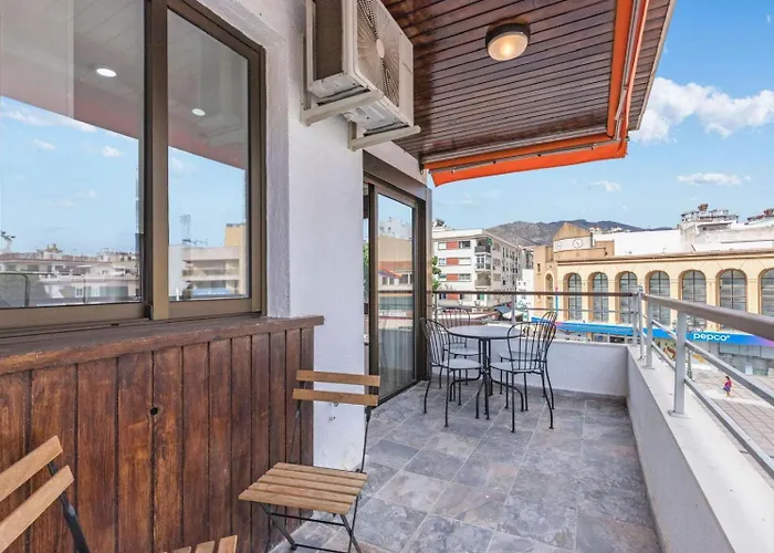 Nogalera Rainbow 2-bedroom Apartment, Pool And Parking By Namaste Elite Torremolinos