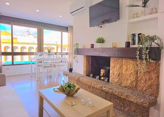 Apartment Nogalera Rainbow 2-bedroom Apartment, Pool And Parking By Namaste Elite *