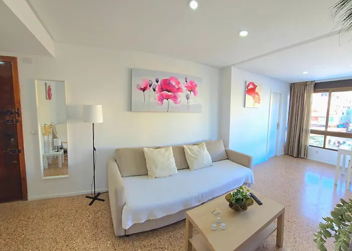 Apartment Nogalera Rainbow 2-bedroom Apartment, Pool And Parking By Namaste Elite Torremolinos