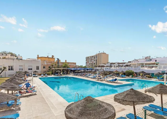 Apartment Nogalera Rainbow 2-bedroom Apartment, Pool And Parking By Namaste Elite Torremolinos