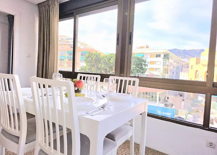 Nogalera Rainbow 2-bedroom Apartment, Pool And Parking By Namaste Elite Apartment *