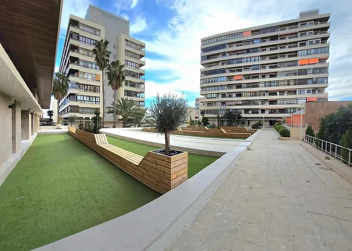 Nogalera Rainbow 2-bedroom Apartment, Pool And Parking By Namaste Elite Apartment Torremolinos