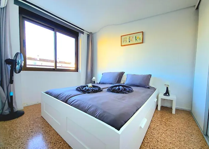 Nogalera Rainbow 2-bedroom Apartment, Pool And Parking By Namaste Elite