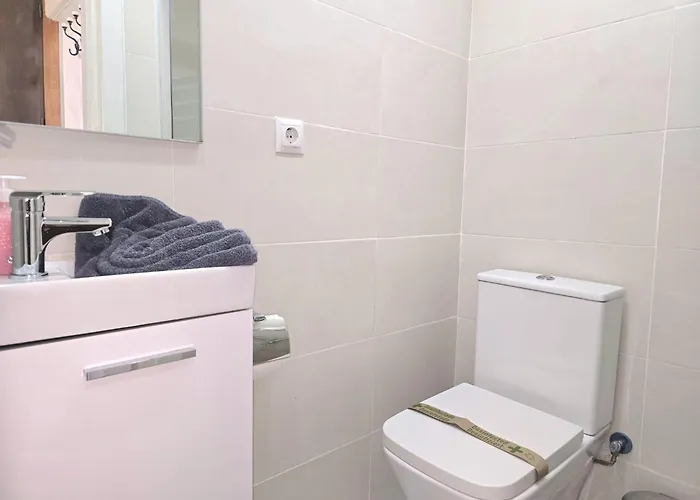 Apartment Nogalera Rainbow 2-bedroom Apartment, Pool And Parking By Namaste Elite *