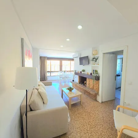 Nogalera Rainbow 2-bedroom Apartment, Pool And Parking By Namaste Elite * Torremolinos